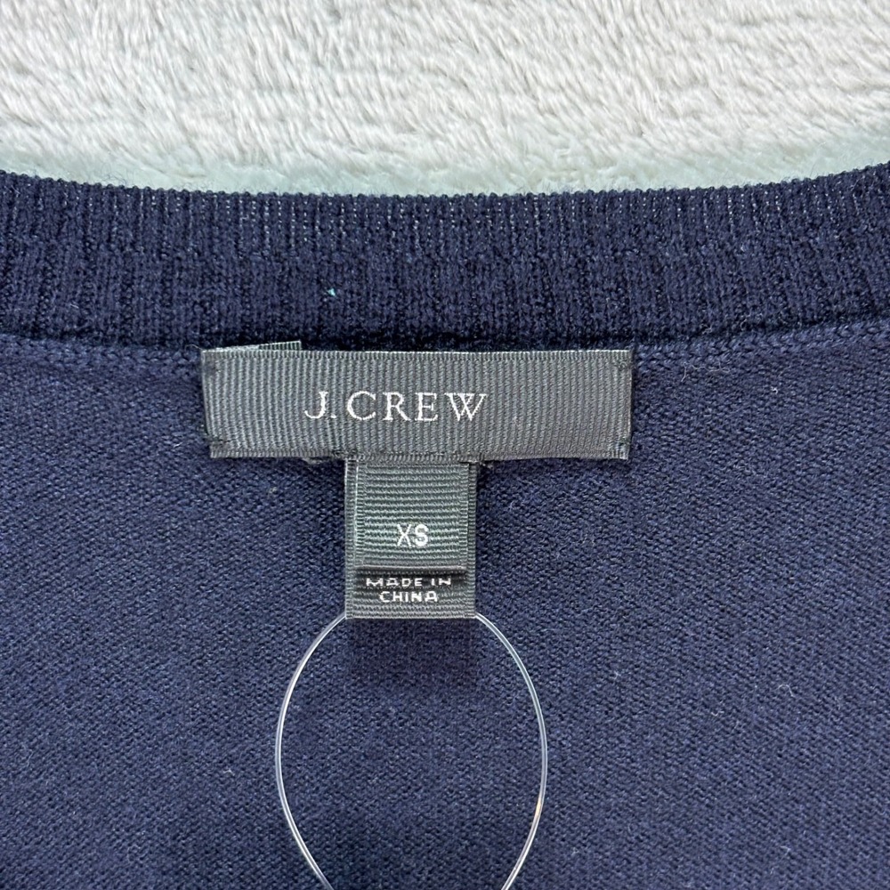 J.Crew‎ Women's Merino Wool Navy V-Neck Sweater White Trim Sz XS Athletic Style - Picture 2 of 10